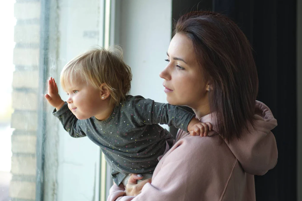 نشانه های اولیه اتیسم